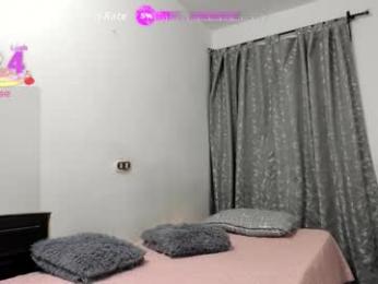 thechicanextdoor webcam model stream image