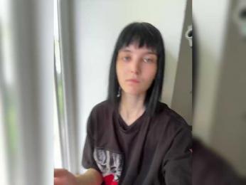 DeadDollz webcam model stream image