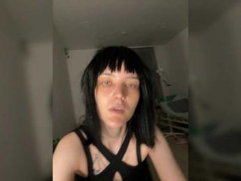 DeadDollz webcam model stream image