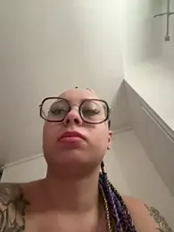 queenlo_xxx webcam model stream image