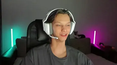 Ostin_meow webcam model stream image