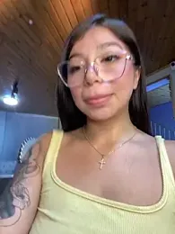 Maddy_Piink webcam model stream image