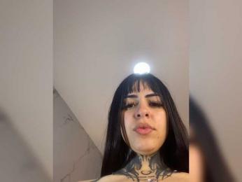 bloom-cherryx webcam model stream image