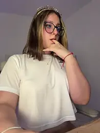 Megan_lu2 webcam stripchat model stream image