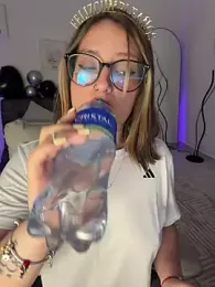 Megan_lu2 webcam model stream image