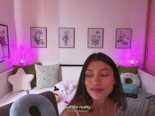 Alejandhra webcam model stream image