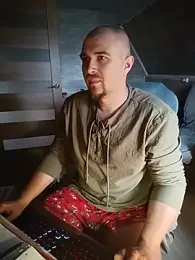 Foxyshaved webcam model stream image