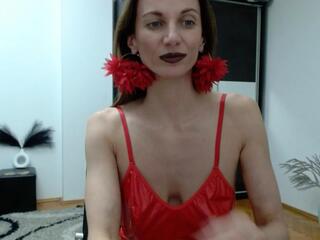 Helen Elle webcam model stream image