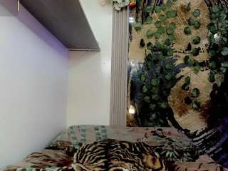 alice-yermanotta webcam model stream image