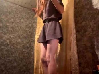 Evacrazys webcam model stream image