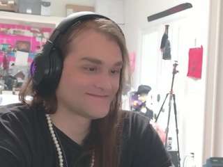 ambervolcaloid webcam model stream image