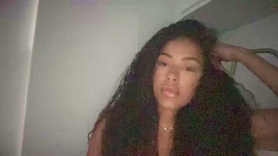 Tigresse webcam model stream image