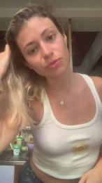 Giii webcam model stream image