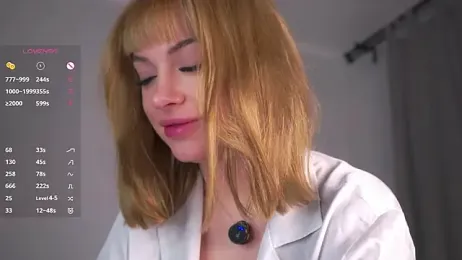 KateDolphin webcam model stream image