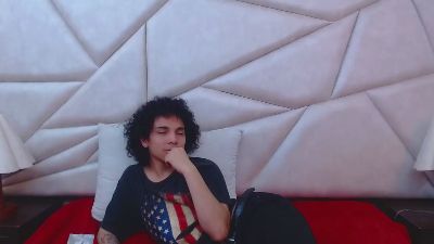 Nyx_and_Arian webcam model stream image