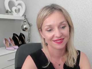 aliciagoddess85 webcam model stream image