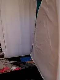 LaraCaliente webcam model stream image