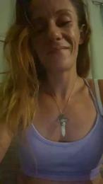 Daisye webcam model stream image