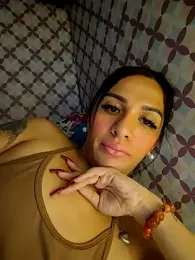 Yourbabyshane webcam model stream image