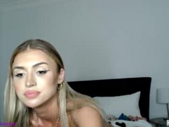 naomirhoades webcam model stream image