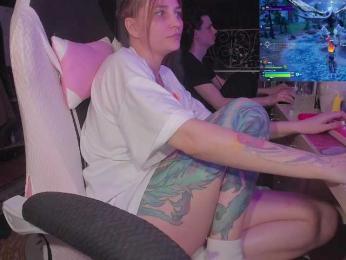 FukinHotCouple webcam model stream image
