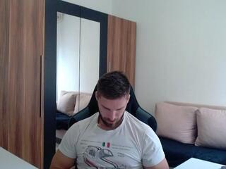 Darius Giles webcam model stream image