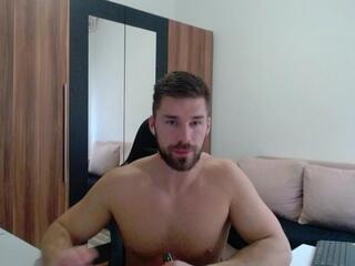 Darius Giles webcam model stream image