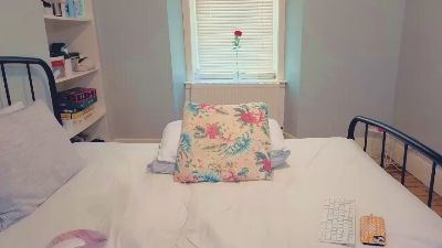 miawallace__ webcam model stream image