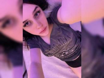 emogirl webcam model stream image