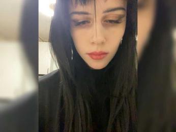 emogirl webcam bongacams model stream image