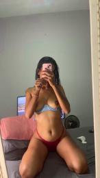 suki18 webcam model stream image