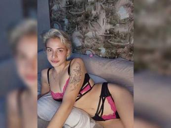 LUNA_ALEX webcam model stream image