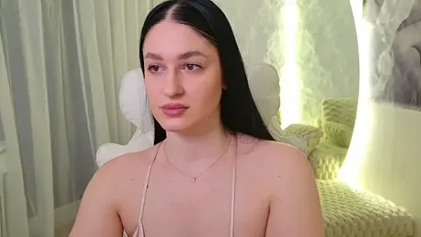 moniqque webcam model stream image