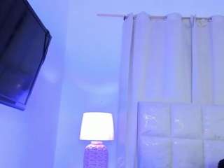 aliyah-sweet webcam model stream image