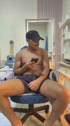 Pintudomacho webcam model stream image