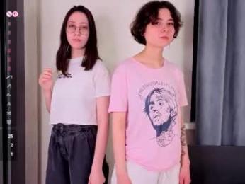 tenishal0ve webcam model stream image