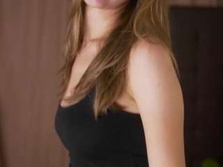 fayelivingston webcam model stream image