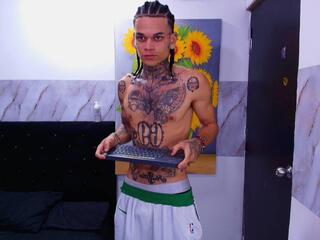 Lusito Wilson webcam model stream image