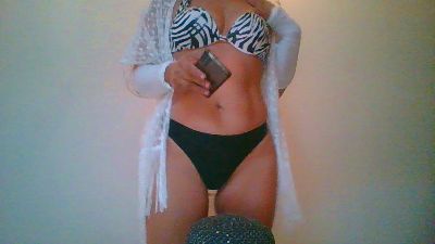 LauMarilu webcam model stream image