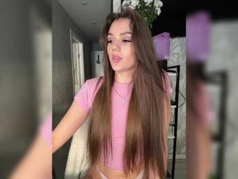 SweetyMia webcam model stream image