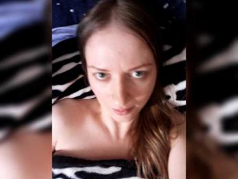 Viktoria-play webcam model stream image