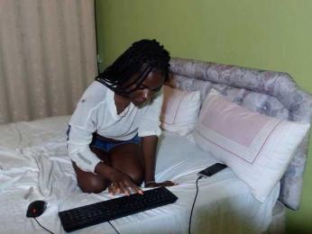 Princess-Ryne webcam model stream image