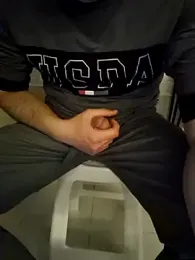 praqun2021 webcam model stream image