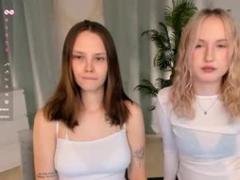 lisaluve webcam chaturbate model stream image