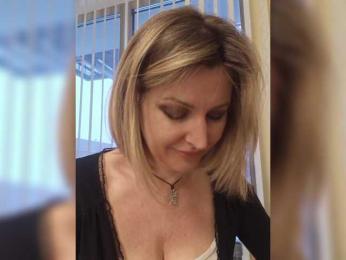 LagoonJoy webcam model stream image