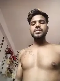 Hunkytop webcam model stream image