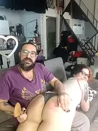 whatevaandissues webcam model stream image