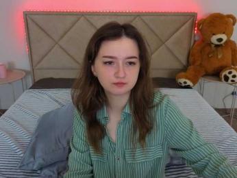CyrenaLuxe webcam model stream image