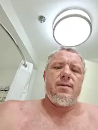 sneakypeteyo1 webcam model stream image