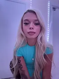 lostangle webcam model stream image